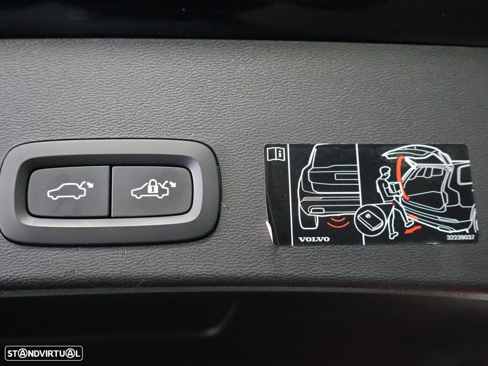 Volvo XC 40 1.5 T2 Inscription Geartronic - 20