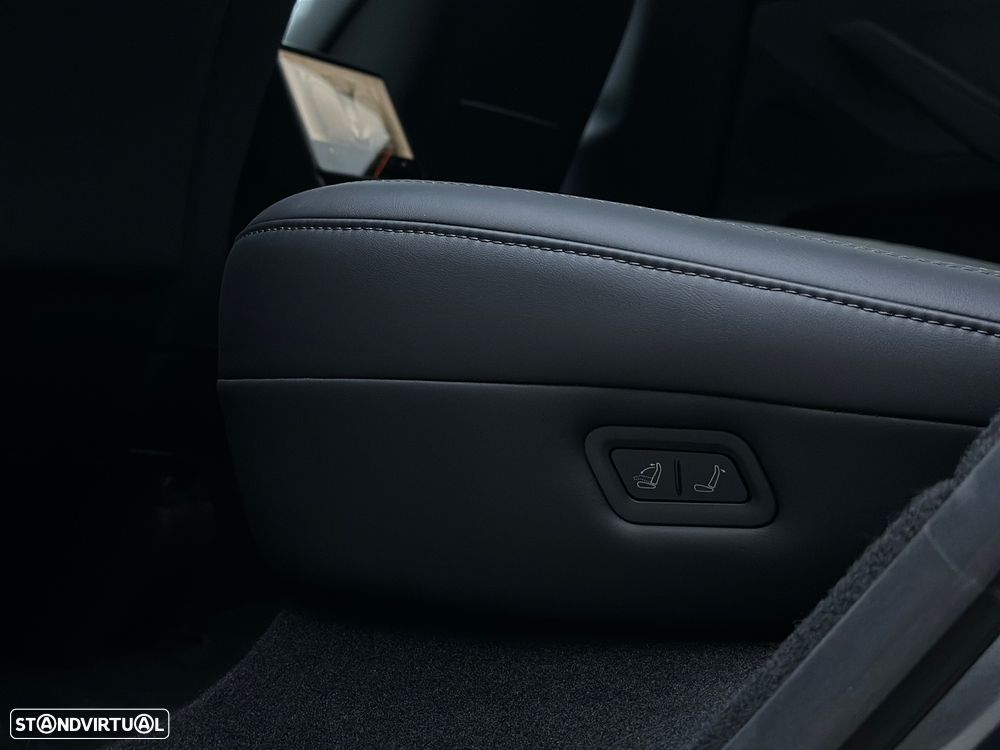 Tesla Model Y Tração Traseira - 12