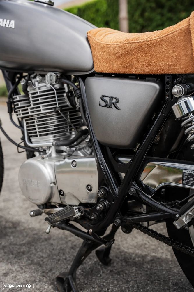 Yamaha SR 400 - 6