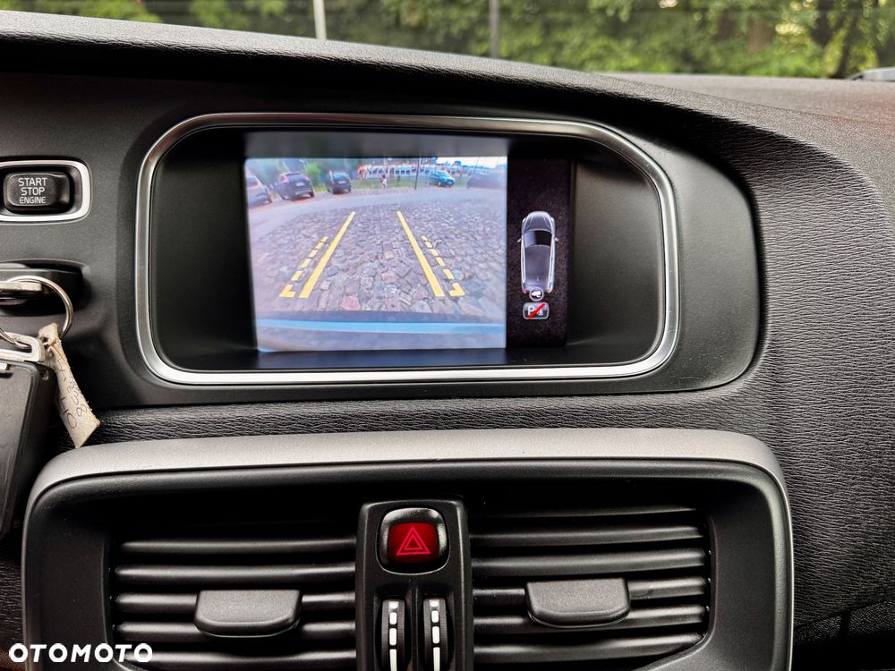 Volvo V40 T3 Kinetic - 20