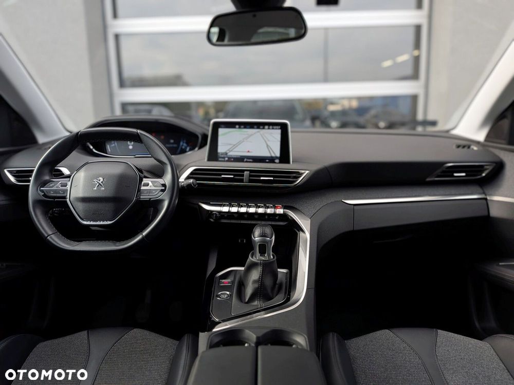 Peugeot 3008 - 15