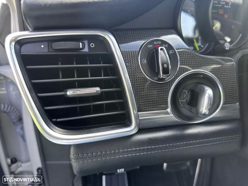 Porsche Panamera S E-Hybrid - 31