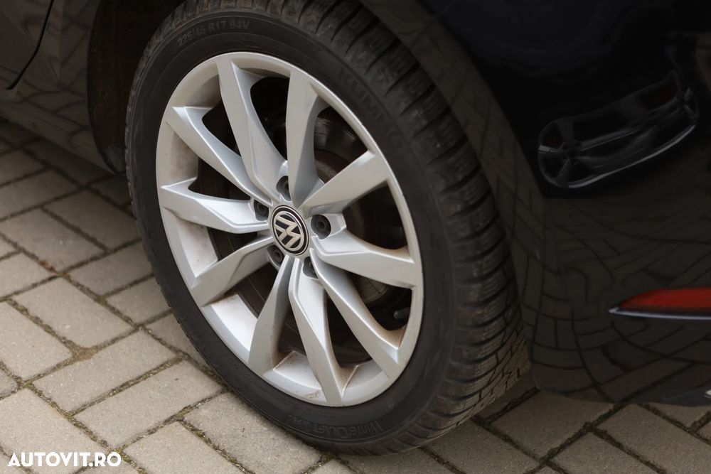 Volkswagen Golf 1.5 TSI ACT OPF Highline - 12