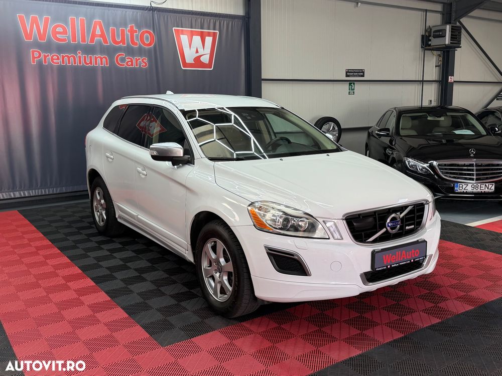 Volvo XC 60 D5 AWD Aut. RDesign - 2