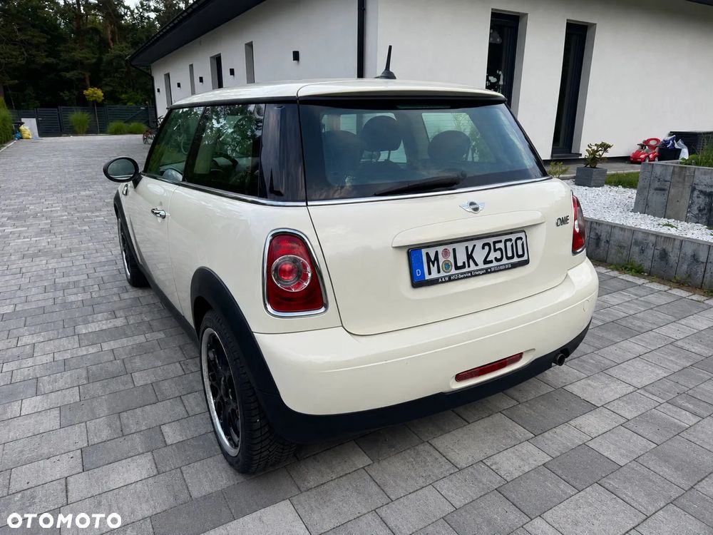 MINI ONE - 11