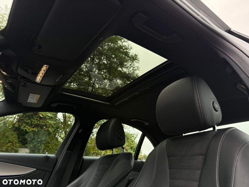 Mercedes-Benz Klasa E 220 d 9G-TRONIC - 21