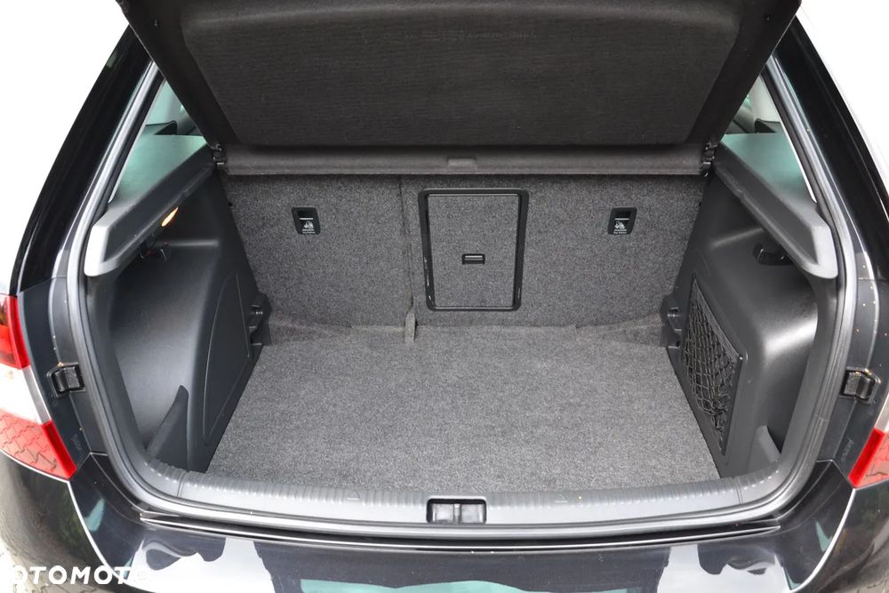 Skoda RAPID 1.6 TDI DPF Edition - 28