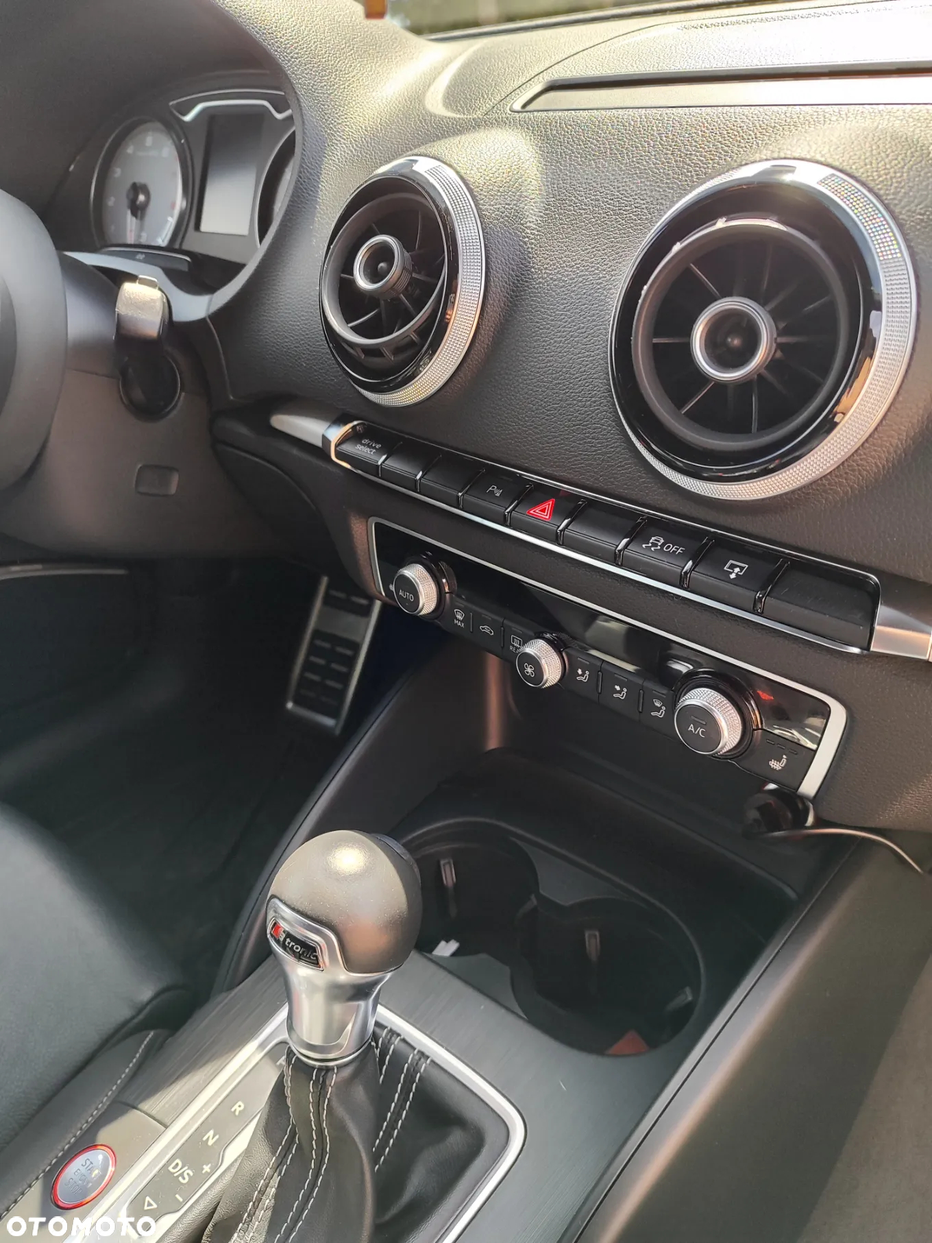 Audi S3 2.0 TFSI Quattro S tronic - 15