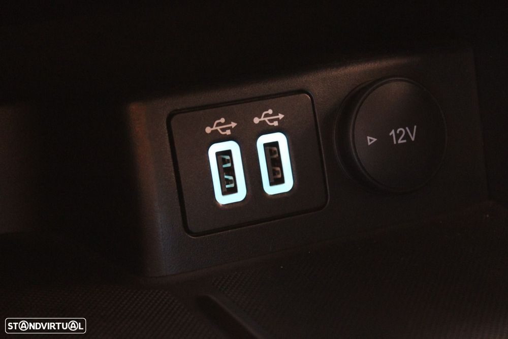 Ford Kuga 1.5 TDCi EcoBlue Titanium Aut. - 26