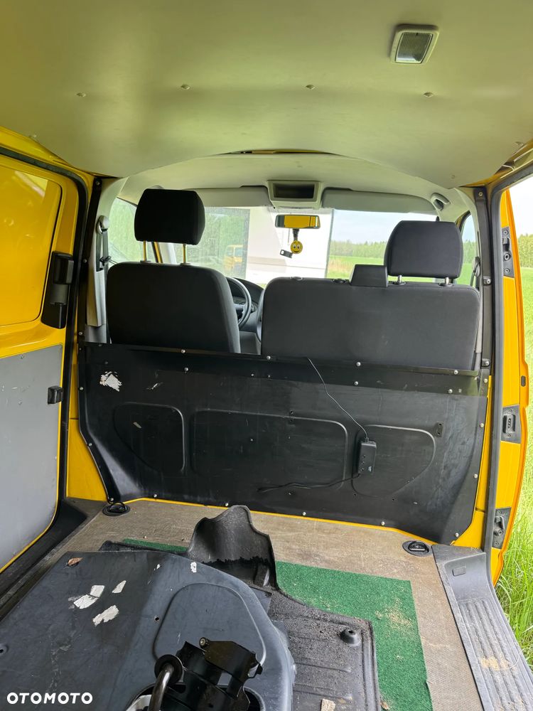 Volkswagen T5 - 10
