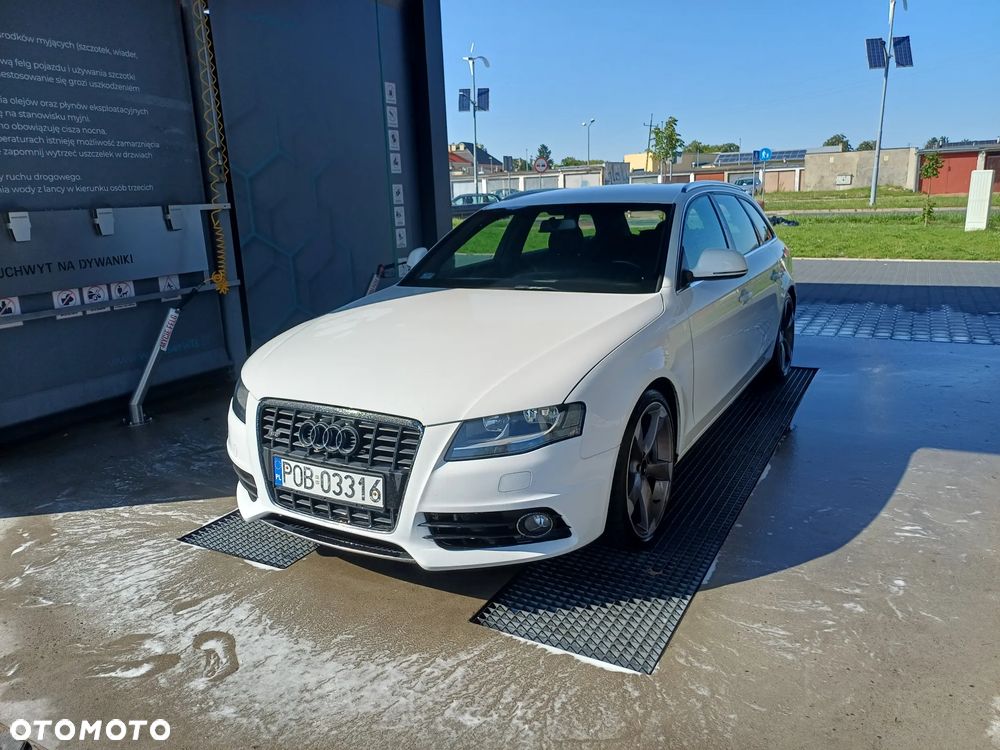 Audi A4 Avant 2.0 TDI - 1