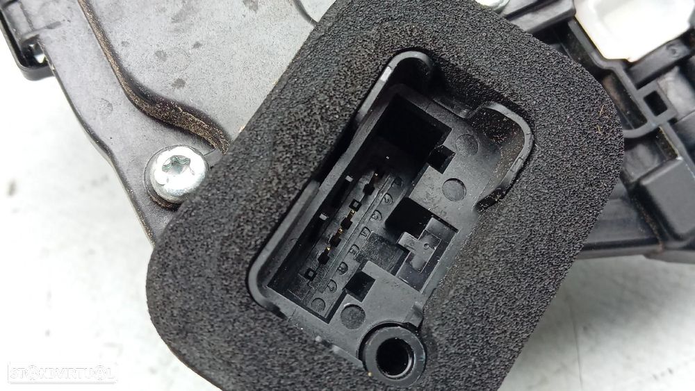 Fechadura / fecho porta frente direito SEAT Arona (KJ7) - 3