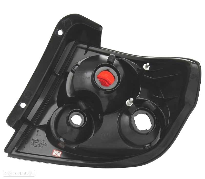 FAROLINS TRASEIROS HYUNDAI GETZ 02-05 PRETO - 2