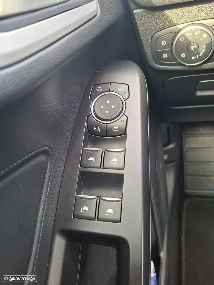 Ford Focus 1.5 TDCi ECOBlue Business - 13