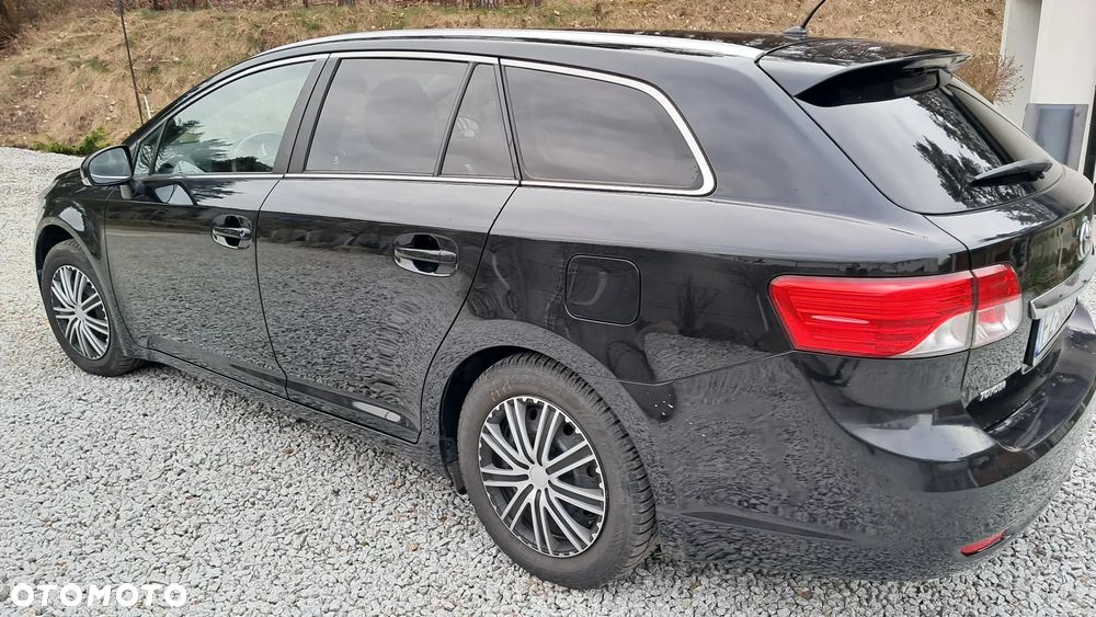 Toyota Avensis 1.8 Executive - 23