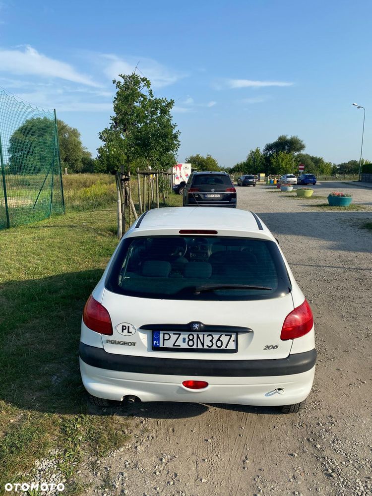Peugeot 206 - 25