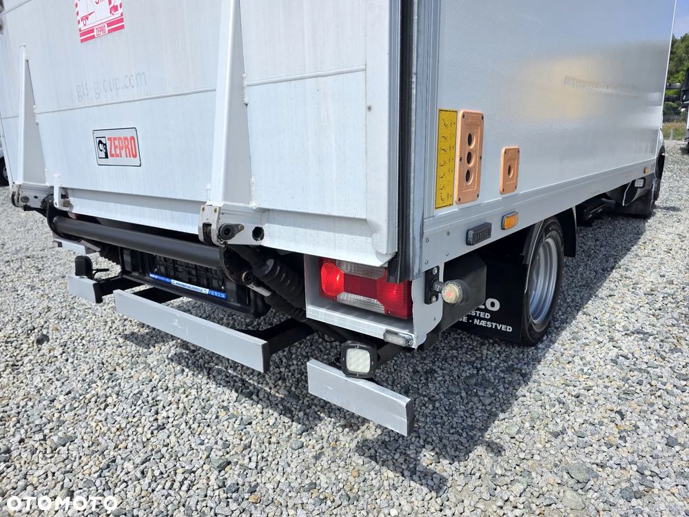 Iveco IVECO 35-180 3.0 HPI 180 KONNY KONTENER 4.2 M WINDA KLIMA 8 BIEGÓW HIMATIC WEBASTO BLIŹNIAKI DO 3.5 T WINDA - 10