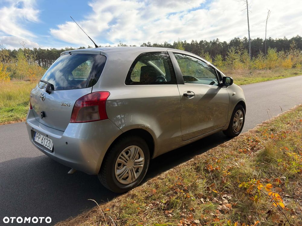 Toyota Yaris 2006 photo 5