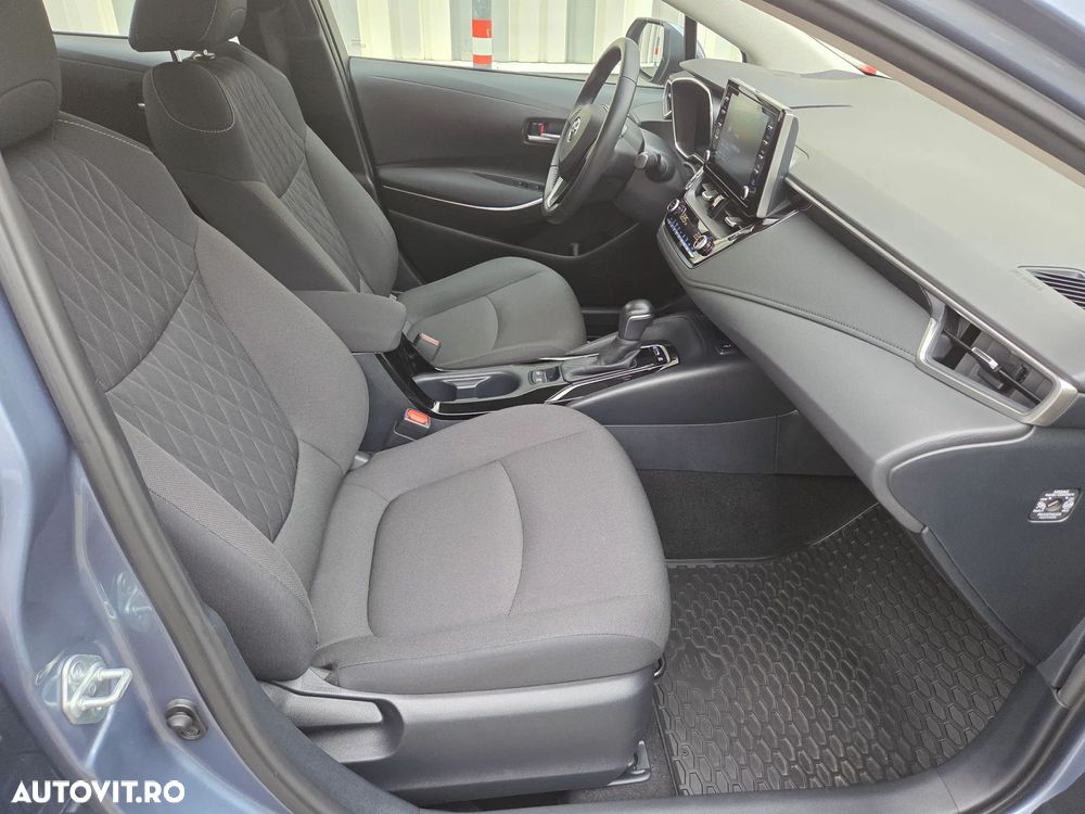 Toyota Corolla Sedan 1.8 HSD Dynamic - 29