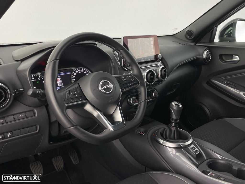 Nissan Juke 1.0 DIG-T N-Connecta - 17