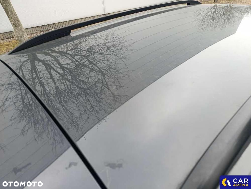 Volkswagen Golf - 25