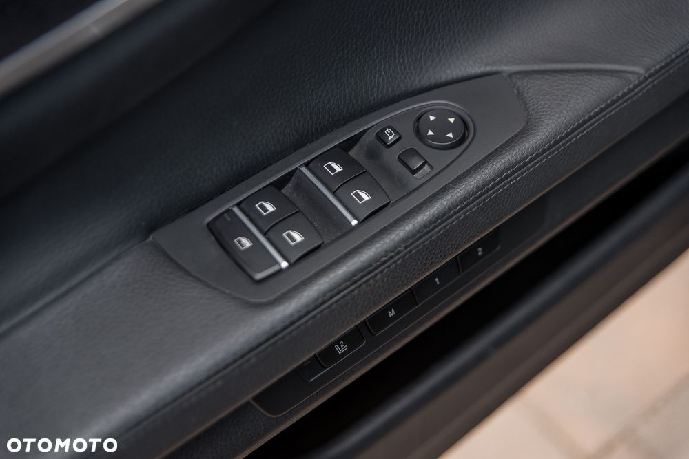 BMW Seria 7 730d - 16