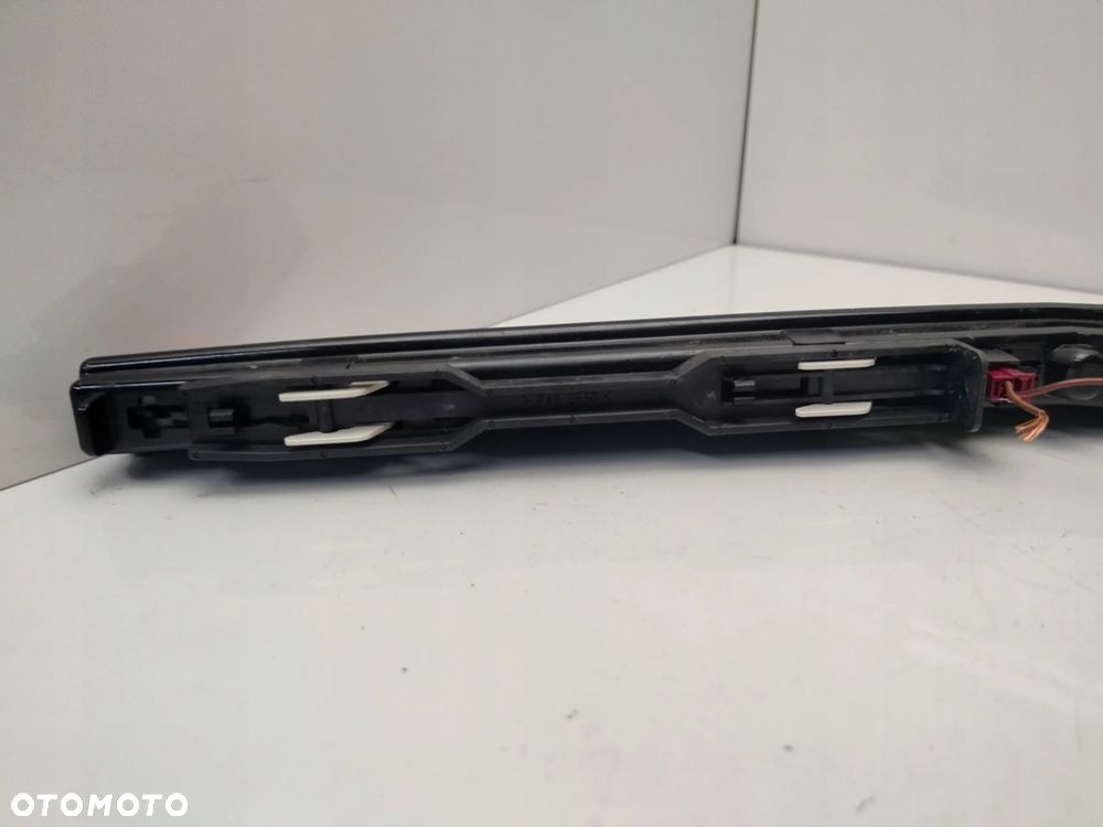 MERCEDES W207 09R- TRZECIE ŚWIATŁO STOP STOPU - 5