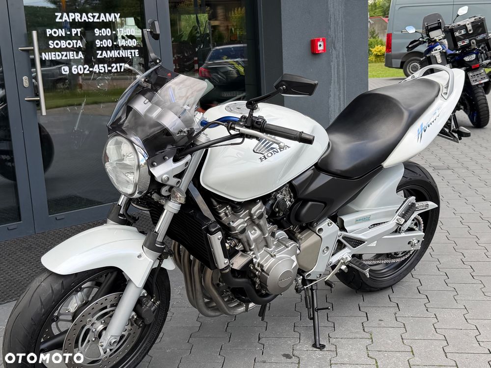 Honda Hornet - 40