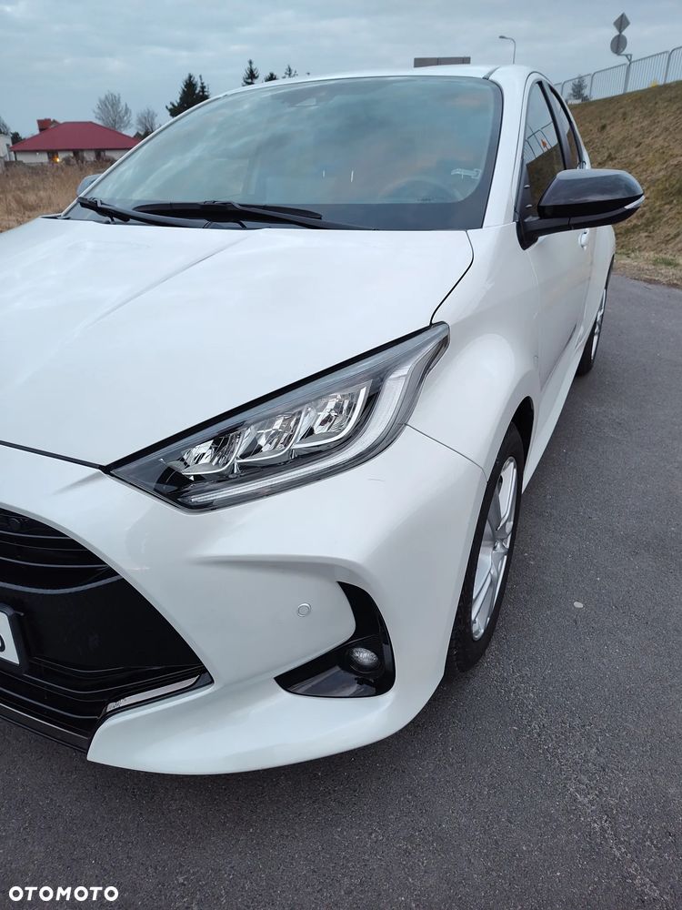 Toyota Yaris Hybrid 1.5 Executive - 23