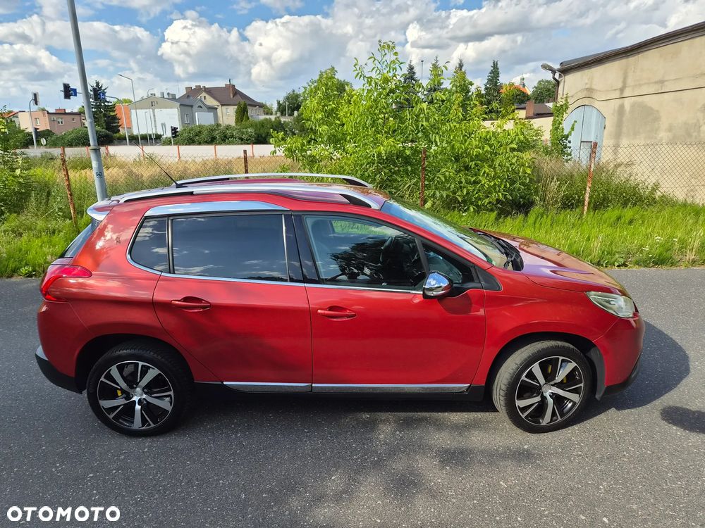 Peugeot 2008 BlueHDi FAP 120 STOP & START Allure - 5