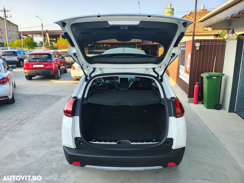 Peugeot 2008 PureTech 110 Stop&Start Allure - 9