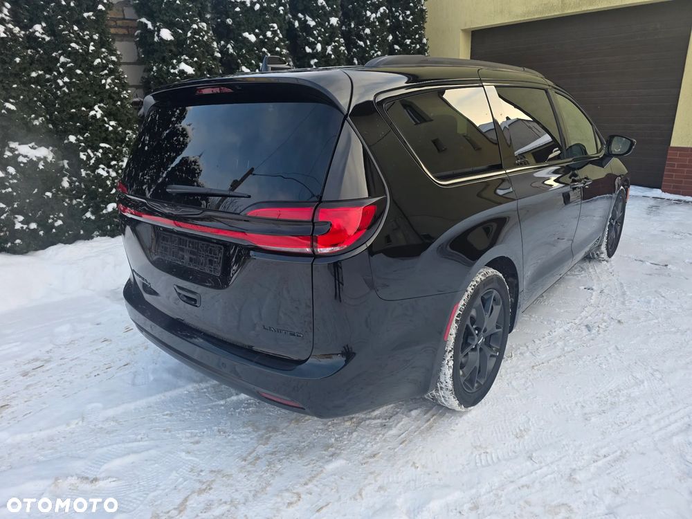 Chrysler Pacifica - 6