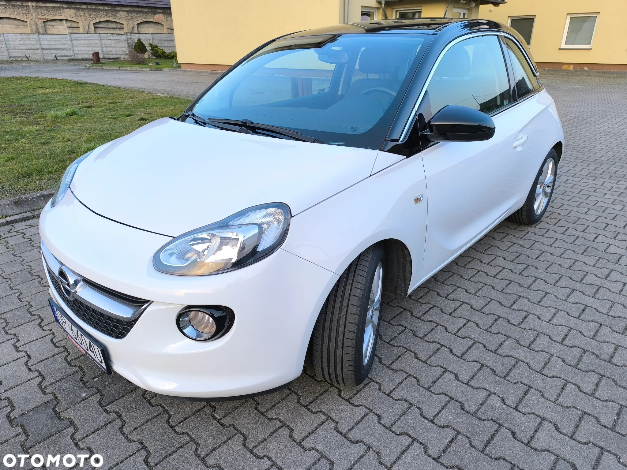 Opel Adam 1.2 Black Jack - 3