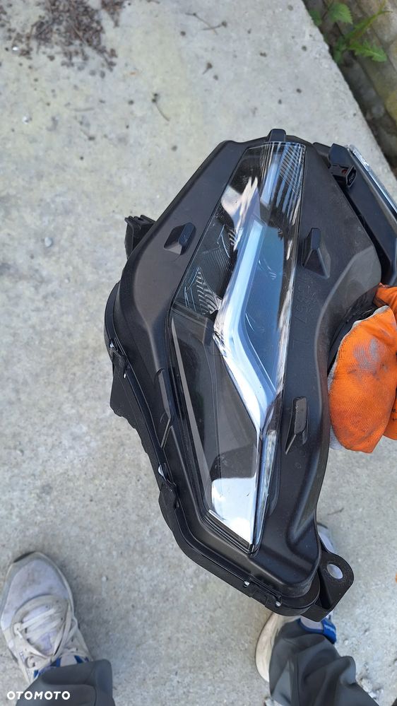lampa przód honda NT 1100 - 2