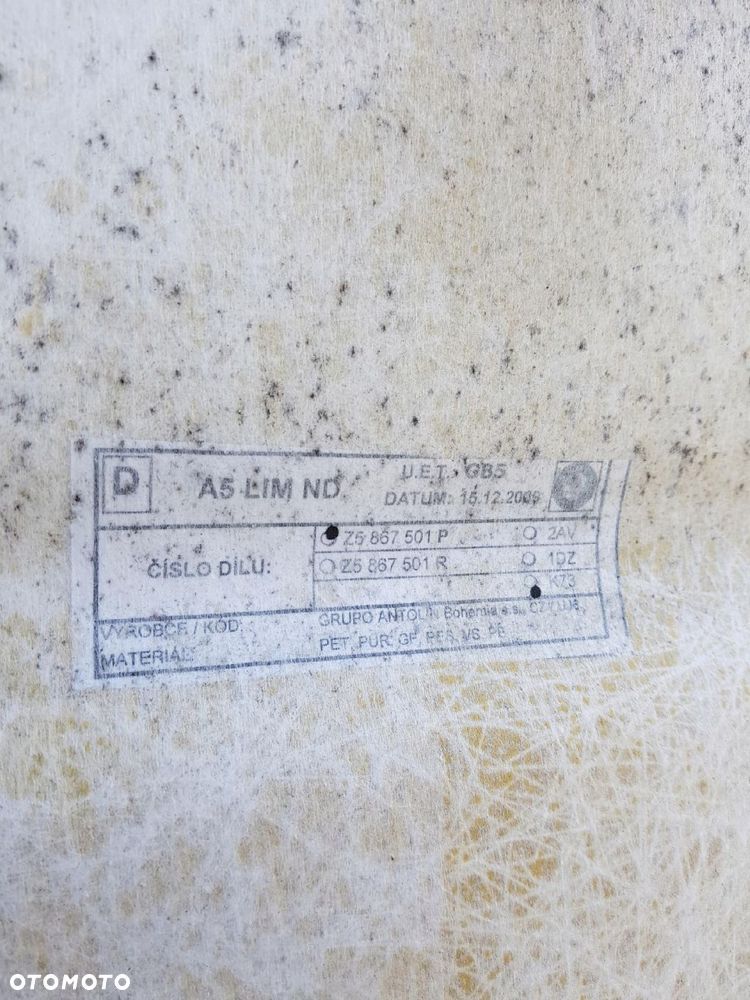 SKODA OCTAVIA 2 II HB RS VRS PODSUFITKA OSŁONY LAMPKI - 9