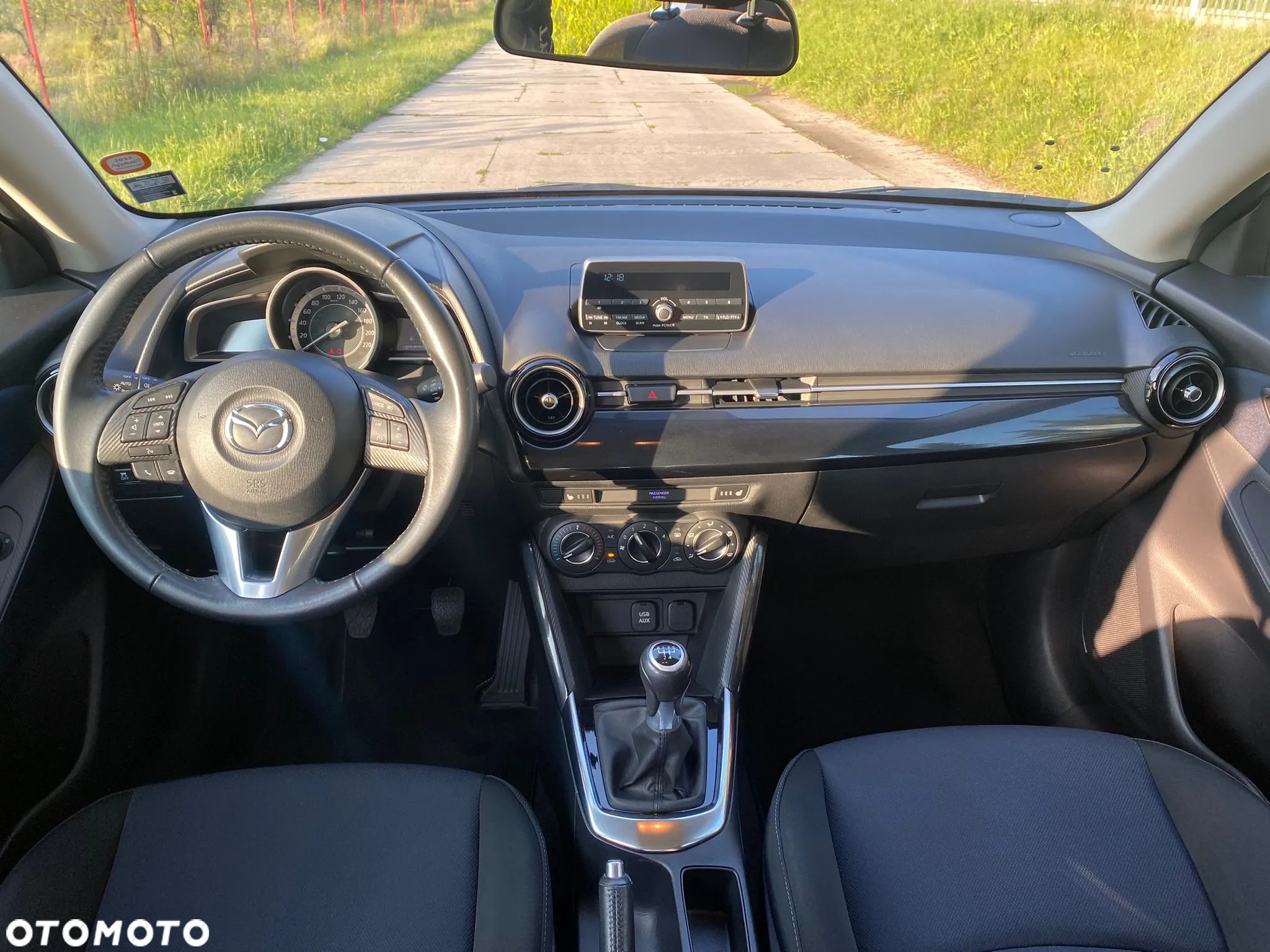 Mazda 2 - 9