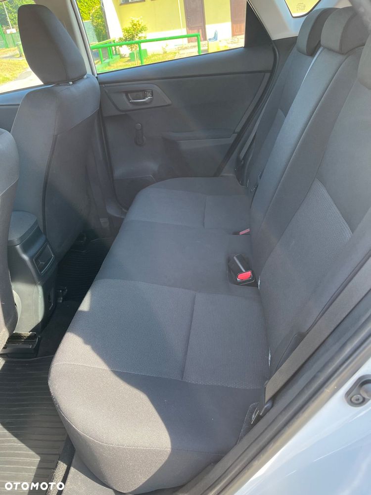 Toyota Auris 1.33 VVT-i Active - 13