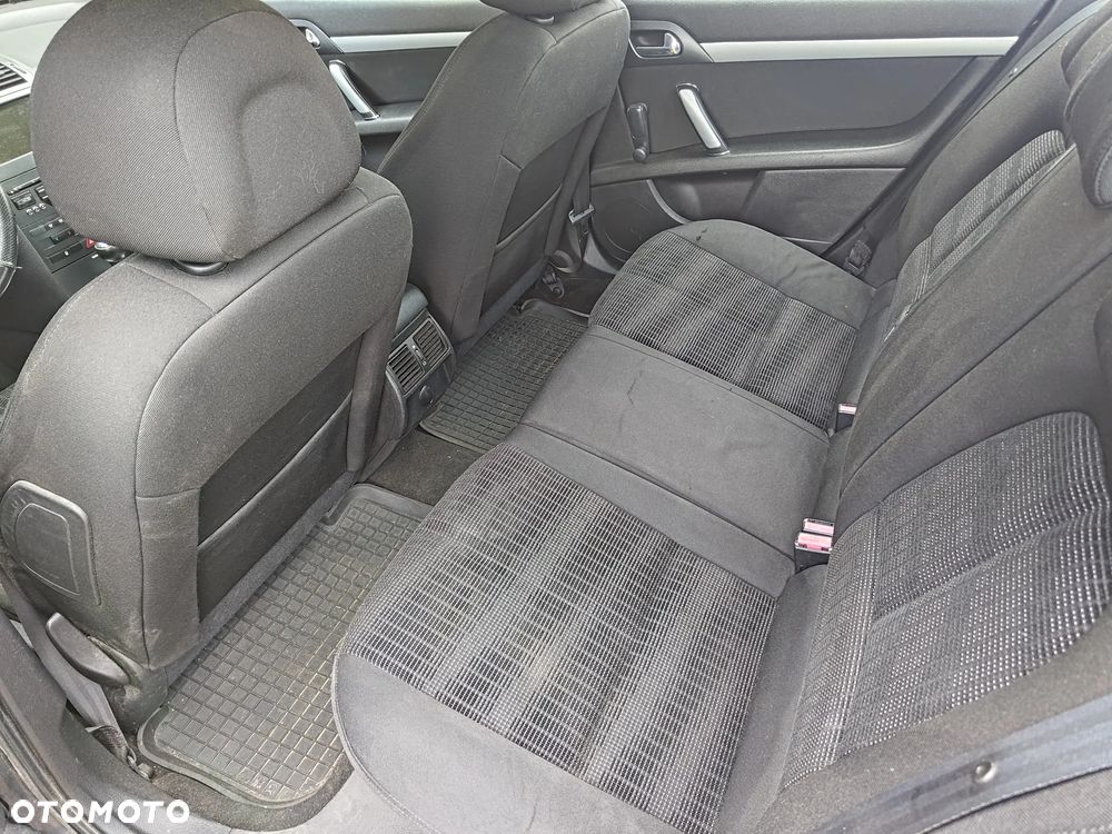 Peugeot 407 HDi 110 JBL - 9