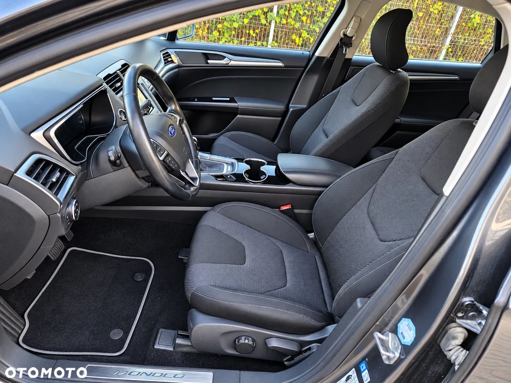 Ford Mondeo - 7