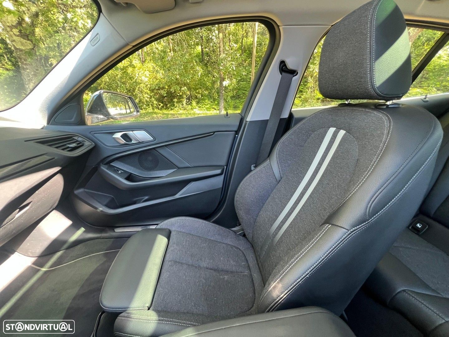BMW 116 d Pack Desportivo M Auto - 31