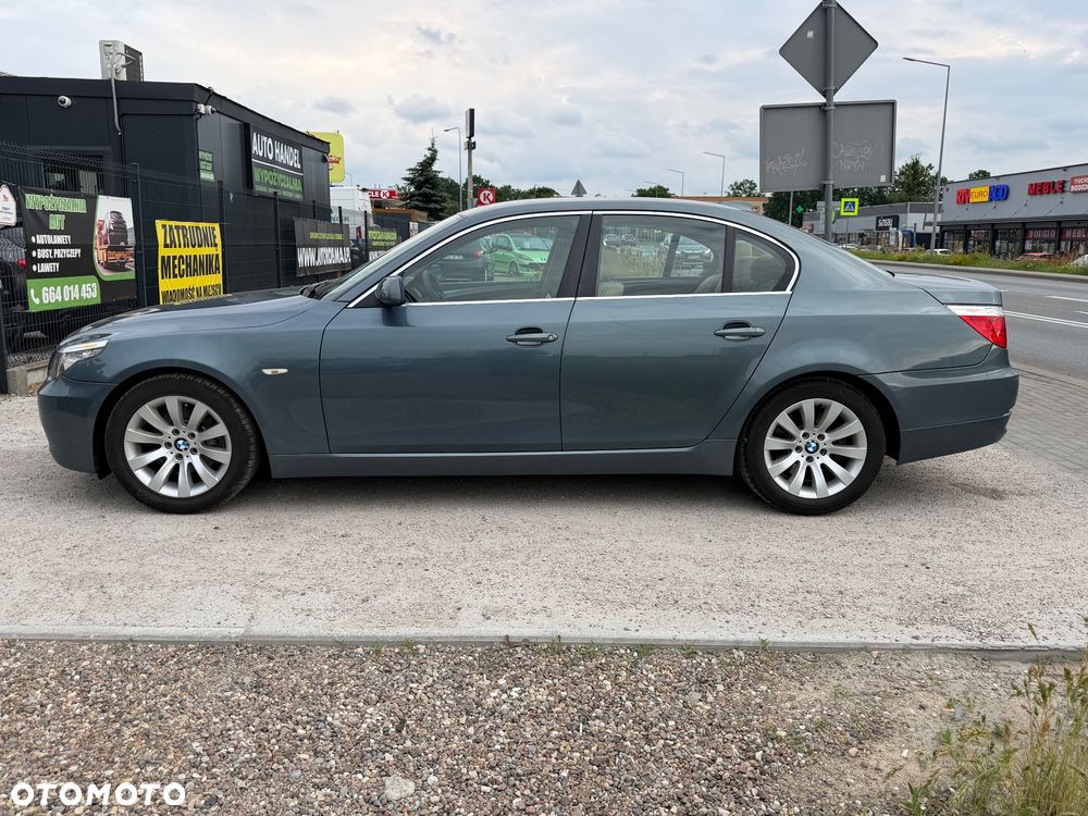 BMW Seria 5 520i Edition Exclusive - 7