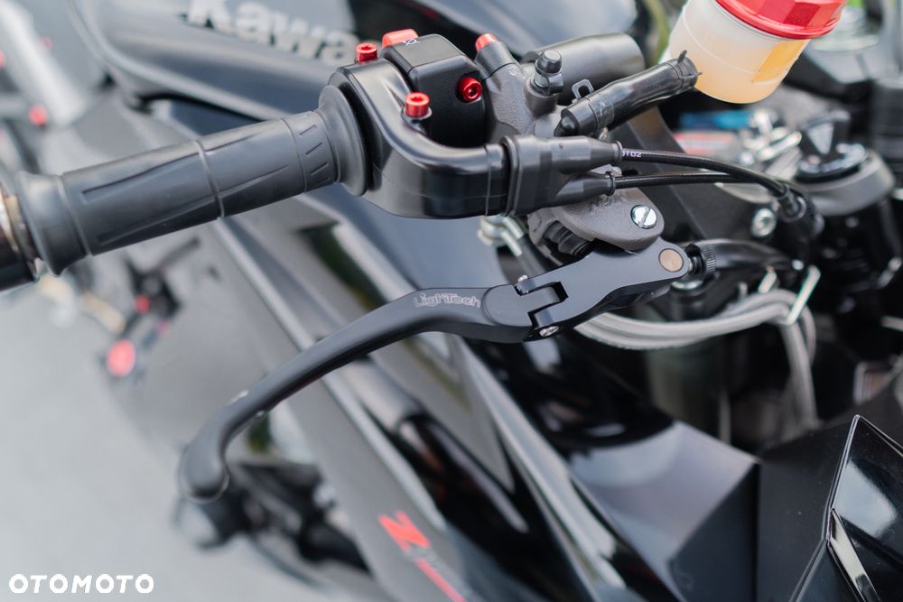 Kawasaki Ninja 1000 SX - 18