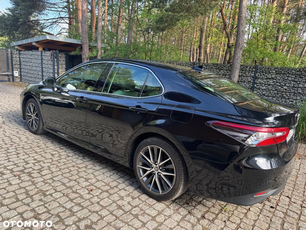 Toyota Camry 2.5 Hybrid Executive CVT - 11