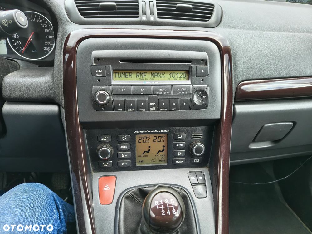 Fiat Croma 1.9 JTD Emotion - 8