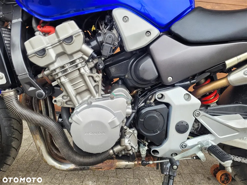 Honda Hornet - 27