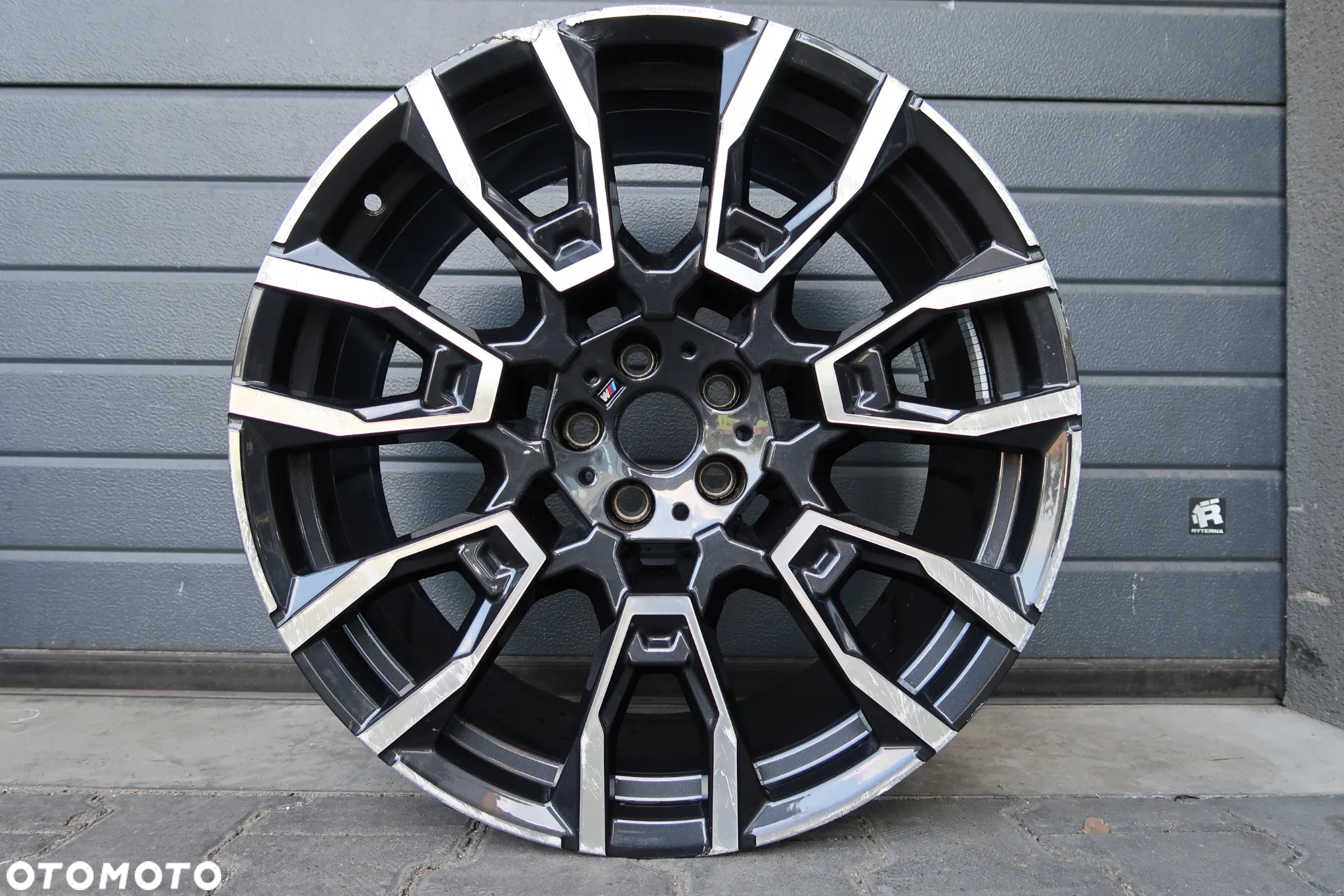C30 FELGA  BMW X5 G05 G06 6856023 9,5X21ET43 - 3