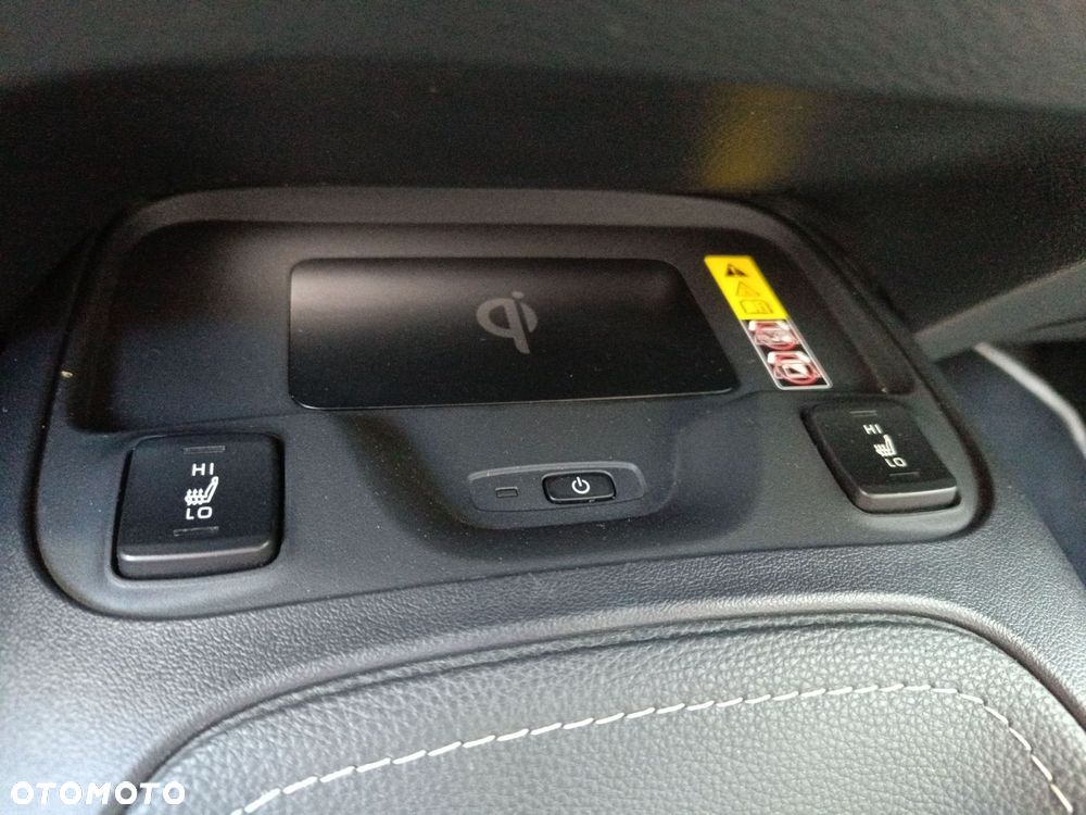 Toyota Corolla 1.8 Hybrid Style - 19