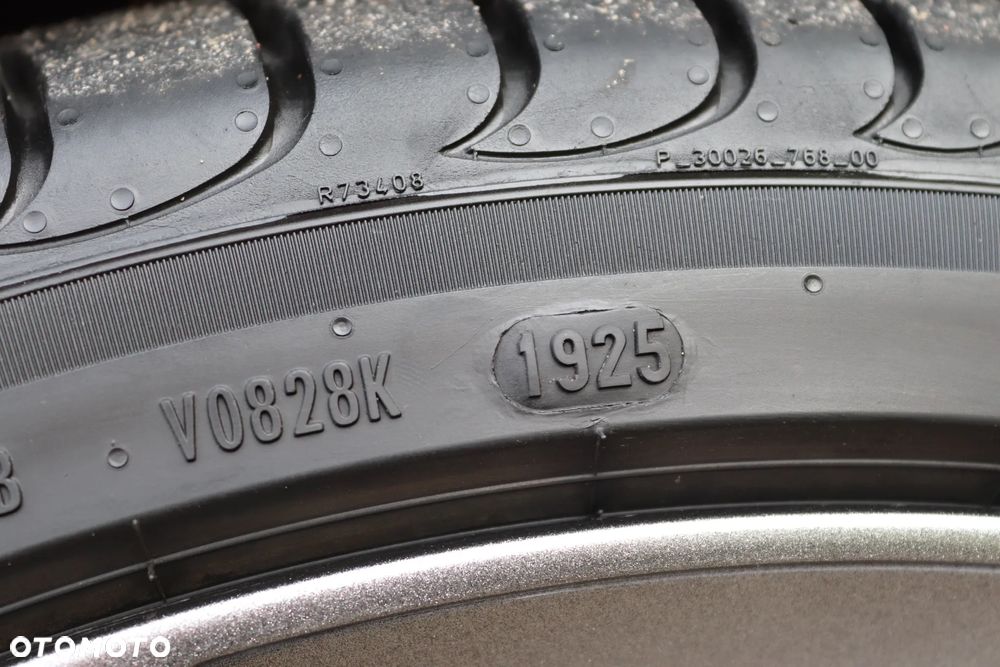 Volkswagen Golf - 18