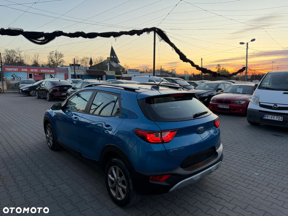 Kia Stonic 1.2 L - 5