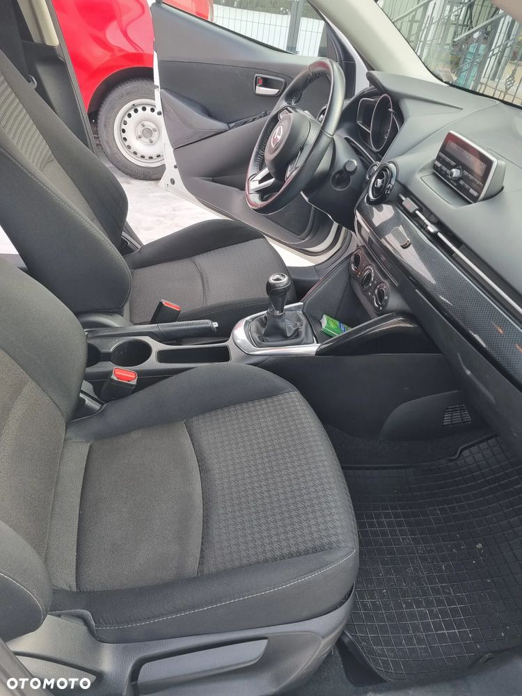 Mazda 2 - 18